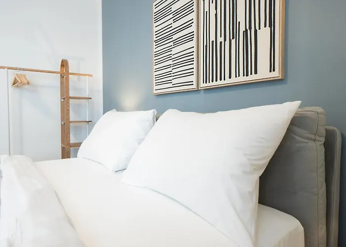 Brand New! Selfcheck-in, King Size Bed, Free Wi-fi *