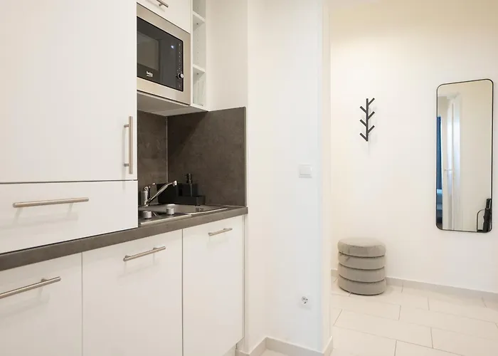 Brand New! Selfcheck-in, King Size Bed, Free Wi-fi Vienna