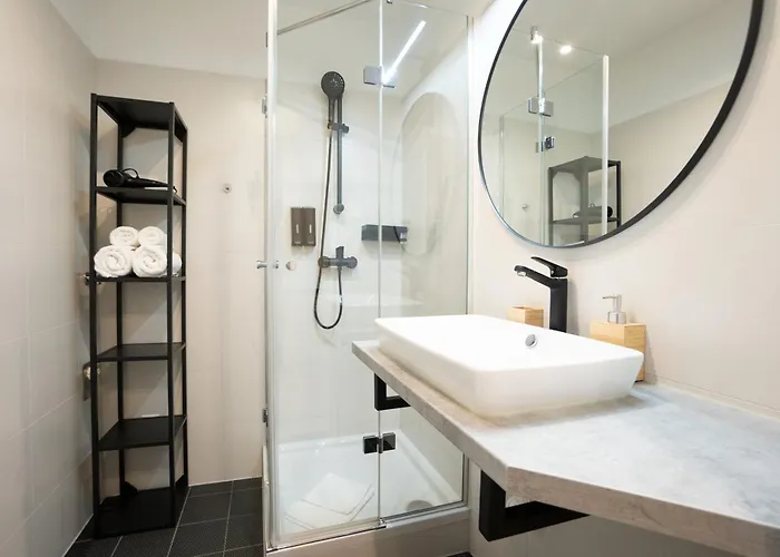 Brand New! Selfcheck-in, King Size Bed, Free Wi-fi Appartamento *