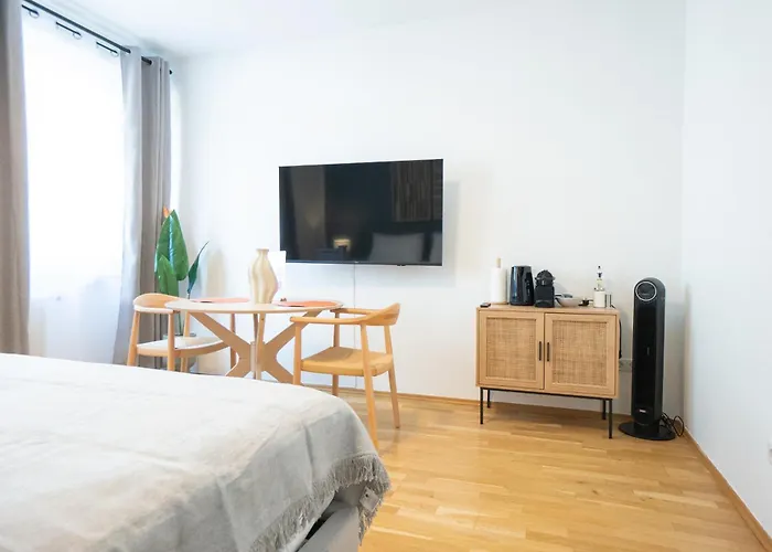 Appartamento Brand New! Selfcheck-in, King Size Bed, Free Wi-fi Vienna